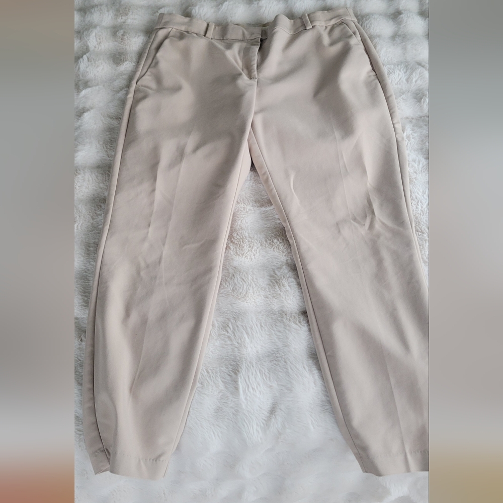 H&M Women's Light Beige Chino Pants